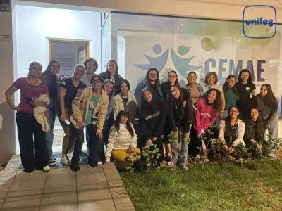 Alunos de Pedagogia do Unifeg visitam o CEMAE e destacam compromisso com a educao inclusiva