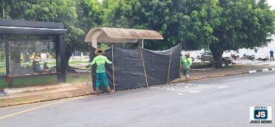 Vereador Carlo enaltece a importncia das telinhas de proteo durante as capinas para evitar transtornos