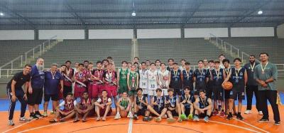 Guaxup brilha no esporte regional: domina o xadrez, conquista ttulos no futsal e pdio no basquete