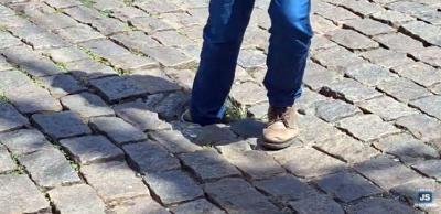 Vereador Carlo oficiar a Copasa sobre buraco perigoso na rea central de Guaxup 