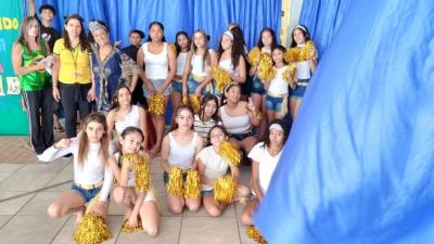 Comunidade da Escola Nossa Senhora Aparecida promove empreendedorismo e lembra do 