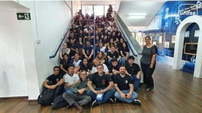 Estudantes do Polivalente participam de visita tcnica ao Unifeg pelo Projeto Profisses