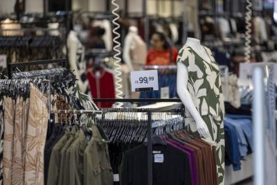 Publicada lei que pro�be exig�ncia de dados pessoais no com�rcio