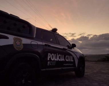 Policiais civis prendem homem acusado de estuprar a pr�pria neta