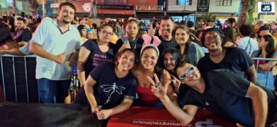 SABOR DA PRA�A oferta completo servi�o de bar, variedade em churrasco, lanches e vista privilegiada aos shows do Carnaval Guaxup� 2026