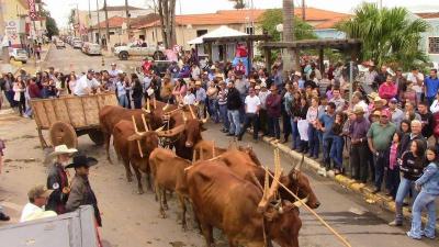 Ex-companheiro � preso ap�s amea�as durante evento na Pra�a Santa Rita, em Nova Resende
