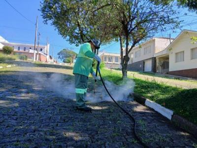 Capina urbana ganha refor�o sustent�vel e promete mais efici�ncia em Guaxup�