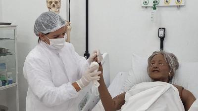 Curso gratuito do Senac de Guaxup� para Cuidador de Idosos come�ar� em abril 