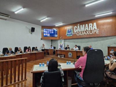 Vereadores aprovam projetos e reivindicam melhorias a Guaxup� 