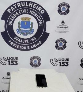 Guarda Municipal recupera celular furtado e prende suspeito em Guaxup�