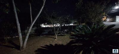 Moradores do Parque do Convento pedem ilumina��o de pra�a para evitar perigos