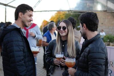 Do cafezinho � experi�ncia: o avan�o das Coffee Parties no Brasil