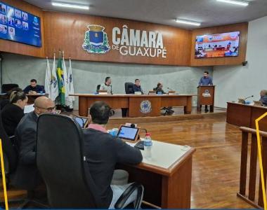 Vereadores de Guaxup� aprovam projeto de combate � brucelose e a raiva animal 