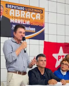 La�rcio Nogueira destaca origens e trajet�ria durante plen�ria pol�tica em Alfenas