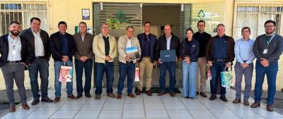 Cooxup� recebe representantes da Aduf�rtil Fertilizantes e refor�a parceria institucional em Guaxup�