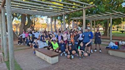 Alessandro Brito Runner conduz treino solid�rio com arrecada��o de alimentos ao TLC da Par�quia S�o Jos� Oper�rio