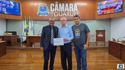 Primeiro centen�rio do Centro Esp�rita Nova Era � homenageado na C�mara Municipal de Guaxup� 