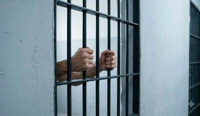 Homem � preso por tr�fico de drogas em bar de Guaran�sia
