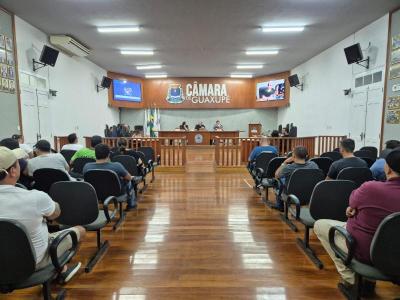 Vereadores recebem motoristas e donos de empresas de transporte por aplicativo para audi�ncia p�blica em Guaxup�