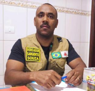 Motorista da Prefeitura � acusado de desacato em den�ncia de vereador por suposta infra��o ao patrim�nio p�blico