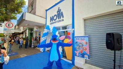 Ainda mais gostosa, NOVA SORVETERIA agora est� na Avenida Conde Ribeiro do Valle, em Guaxup�