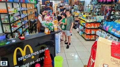 MEGA PET SHOP amplia variedade e traz novidades para c�es e gatos em Guaxup�