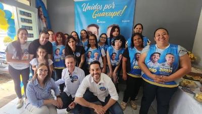 Jo�o Fernando e Ronaldo Tann�s inauguram comit� de campanha em Guaxup�