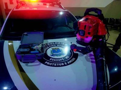 GCMs e PMs recuperam equipamentos furtados da Prefeitura de Guaxup� e prendem suspeito por recepta��o