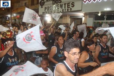 Fiel Guaxupé desfila seu amor pelo Corinthians